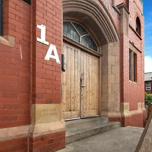 https://unique-space-stunning-church-conversion.hotelsin-chester.com