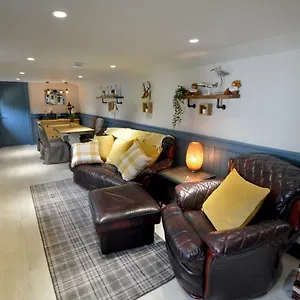  Apartment Craiglockhart