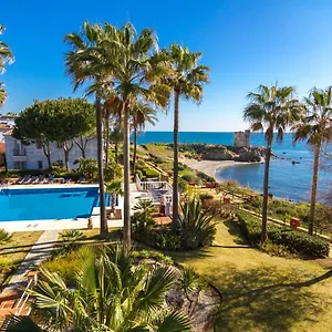 https://la-perla-de-la-bahia-912.es-andalucia.com